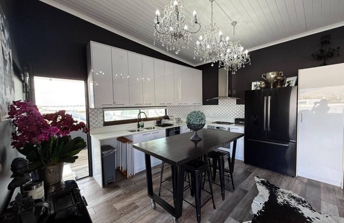 Stellenbosch Central Apartment | Private Penthouse in the middle of bustling Stellenbosch