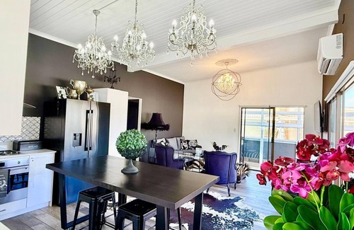 Stellenbosch Central Apartment | Private Penthouse in the middle of bustling Stellenbosch