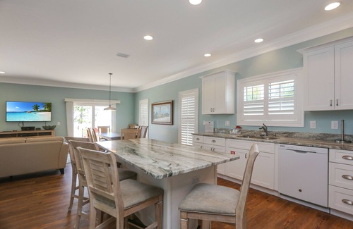 Port St. Joe House | Private Pool, 4 Bedroom, Gulf View, Quiet Beaches ~ Treasure Road
