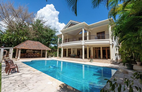 Villas Del Mar Villa | Private Pool| Daily Cleaning| Vintage Villa | 5BR