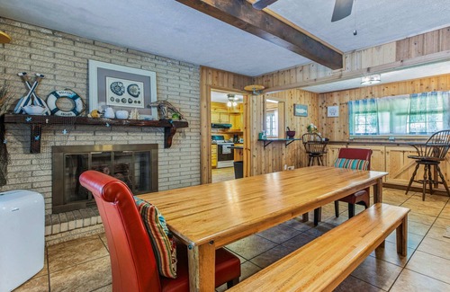 Garden City House | Private Pool & Fenced Yard - Sassy in the Sun