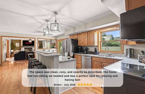 Sun Prairie House | Private Pool - HOT TUB - Sauna - Game Room - Pets