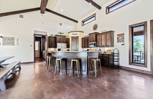 Sabinal House | Private pool & hot tub, outdoor kitchen, putting green & more, 5-minute drive to THE Frio River