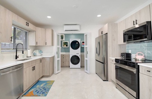 Parker Ridge House | Private Pool ~ King Bed - Open Air Lounge