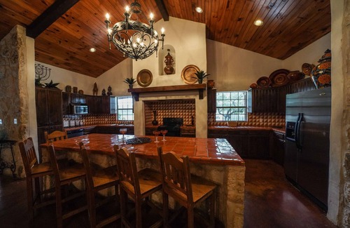 Sabinal House | Private Pool, Outdoor Fireplace and beautifully furnished