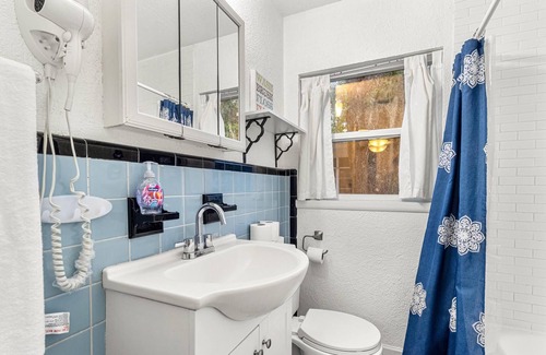Gainesville House | Private Pool Paradise with Games Galore!