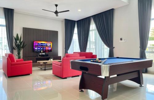 Langkawi Villa | Private Pool Retreat, Langkawi Villa w/Karaoke by Zervin