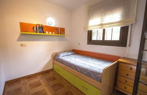Sils Villa | Private pool with access to BCN and Costa Brava!