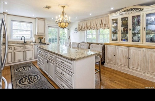 Riverhead House | Private property near beaches,wineries, close to everything