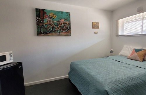 Davis House | Private Queen Bed with Cable