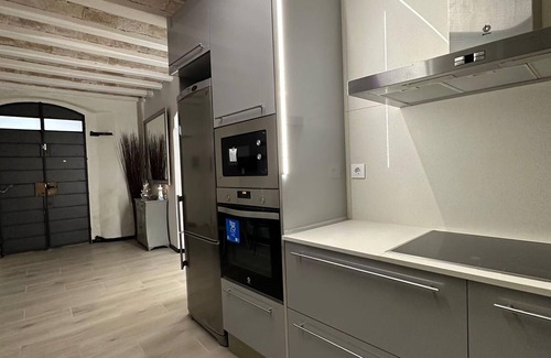 Vilanova I la Geltru Apartment | Private room near bus station and shops