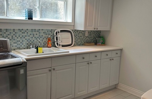 York Regional Municipality Apartment | Private recreational basement in Holland Landing