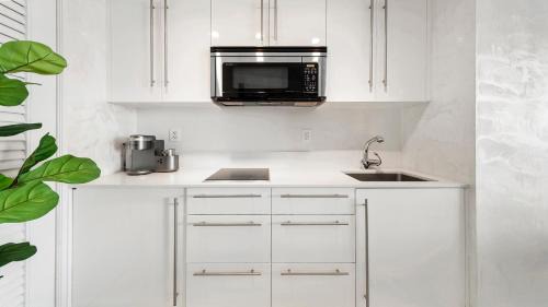 City Center Apartment | Private Residence at South Beach - 811