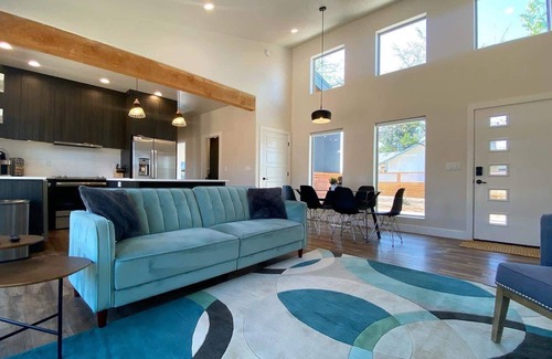 Kanab House | Private Resort near Zion National Park, Grand Canyon North Rim & Antelope Canyon