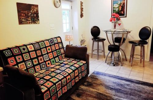 Crestwood Apartment | Private Retreat Apartment in DC
