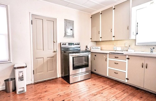 Arkansas City Apartment | Private Retreat in the Heart of Historic Downtown!