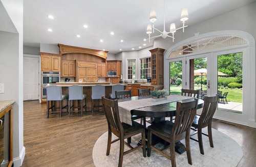 Kankakee House | Private Riverbank 27-acre Estate 1 hr from Chicago