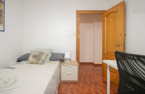 En Corts Resort | Private room ∙ 1 bedroom ∙ 1 guest