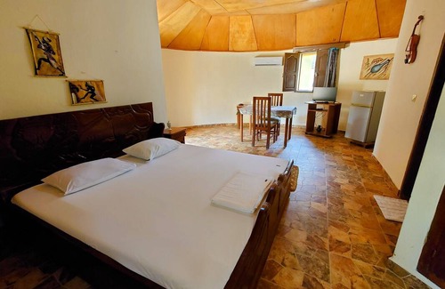 Comoe Resort | Private room ∙ 2 guests