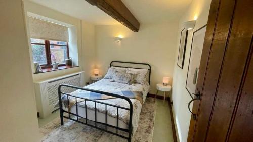 Wall-under-heywood House | Private Room at Home Farm