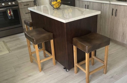 Country Club House | Private Room available in 3 bedroom house with Pool and Jacuzzi