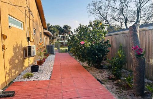 Indian River Bluff House | Private Room Escape