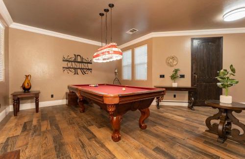 Tulare House | Private Room in a 3 Bedroom home in Tulare CA
