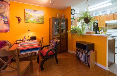 Willowdale Condo | Private Room in an Artsy Condo, North York Center