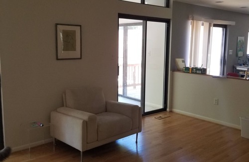 Bethesda House | Private room in an upscale neighborhood near DC