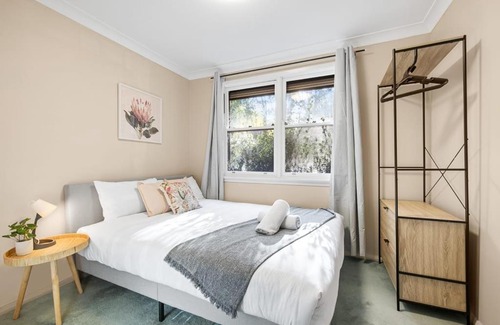 Pymble House | Private Room in Pymble Sleeps 2