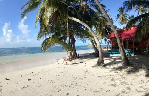 Carti Tupile Cabin | Private Room in San Blas Islands PLUS meals