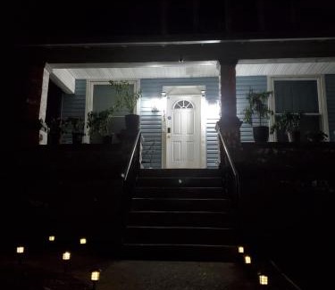 South Louisville House | Private Room Near to Downtown Churchill Downs UofL Airport &Kentucky Expo Center