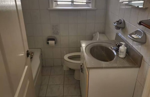 Downsview House | Private room, with dedicated bed (Room B)