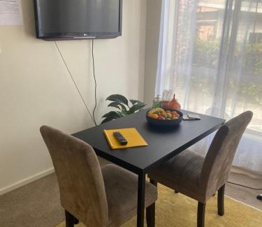 Wollongong CBD House | Private room with ensuite and parking close to Wollongong CBD