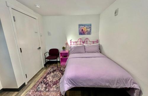 University District Apartment | Private Room with Shared Bathroom on the 1st Floor 10 Minutes Walk to University of Washington