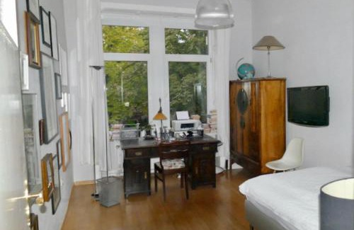 Vahrenwald-List House | Private Rooms
