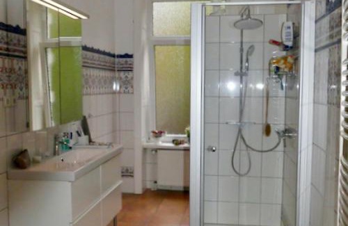 Vahrenwald-List House | Private Rooms