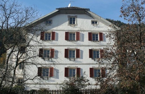 Rifiano Apartment | Private rooms in historic building