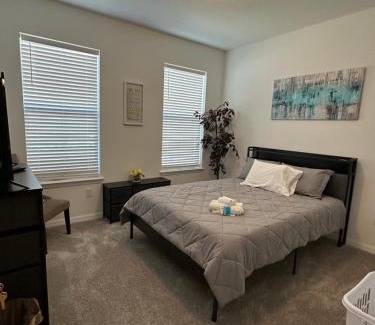 Ellenton House | Private rooms inside Ellenton home - Near Beaches