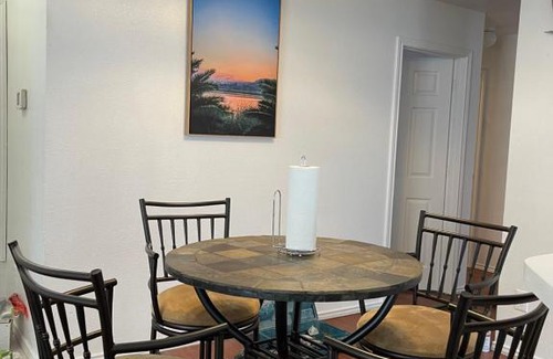Dallas House | Private rooms near I-30 mesquite