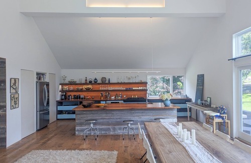 Roxbury House | Private Roxbury Estate - Heated Pool, Sauna, Steam shower, Kayak pond, Views!