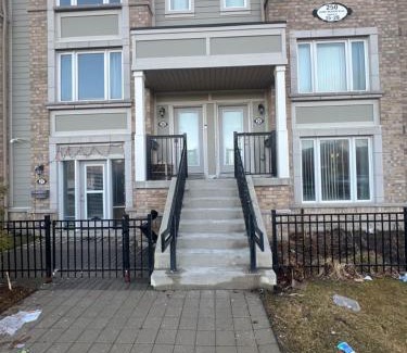 Brampton House | Private, Secure, Immaculate & Cozy Room