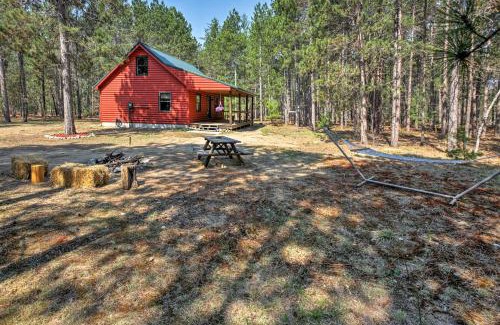 South Boardman House | Private South Boardman Cabin on 10 Forest Acres!