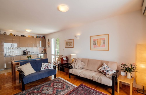 Herceg Novi House | PRIVATE, SPACIOUS, FABULOUS LOCATION AND VIEWS