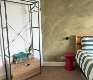 New Forest District Apartment | Private Spacious One-Bedroom Flat - Located Between the City Centre and the New Forest