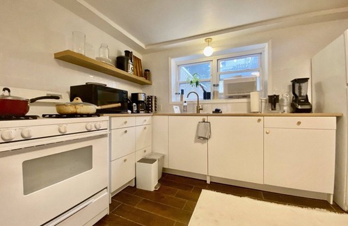 The Waterfront Apartment | Private Studio Apt. in Jersey City, 2 stops to NYC