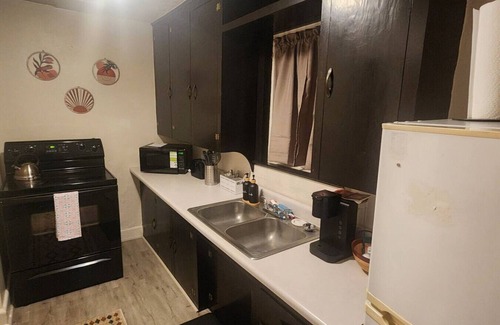 San Angelo House | Private Studio: Cozy & Efficient