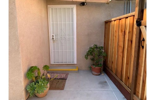 Castro Valley House | Private Studio/Downtown/Free Washer/Dryer/Fast Wi-Fi