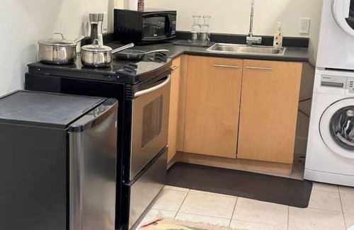 Arbutus Ridge House | Private Studio in Vancouver (entire home)