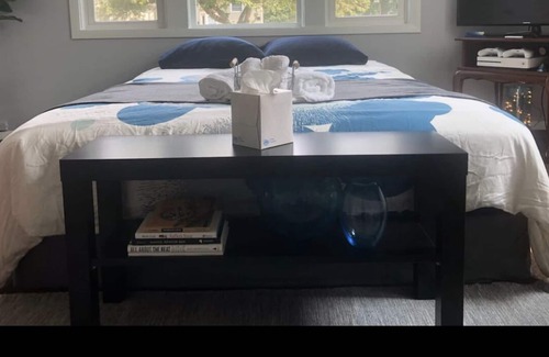Aurora House | Private Studio Near Fox River! Casino! & Downtown!
